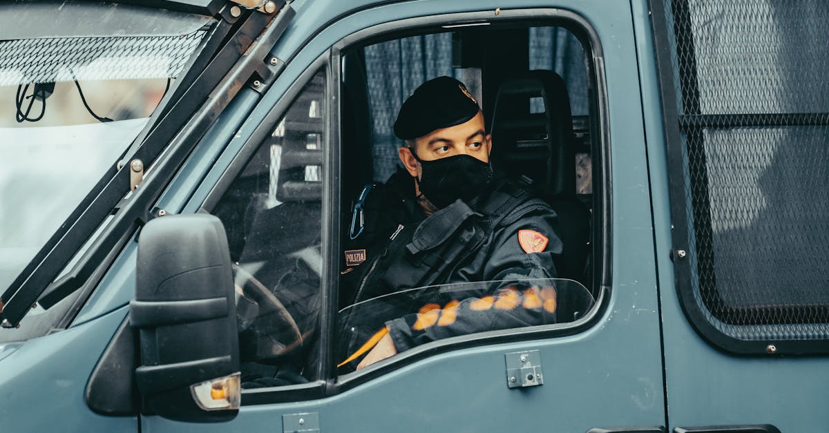 How do you temporarily fix a burst copper pipe?