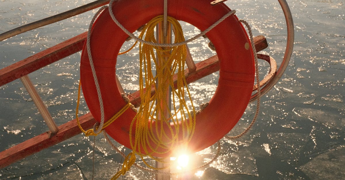 How to fix a burst water pipe outside a house?