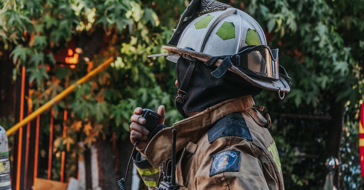 Who pays for a leaking water pipe?